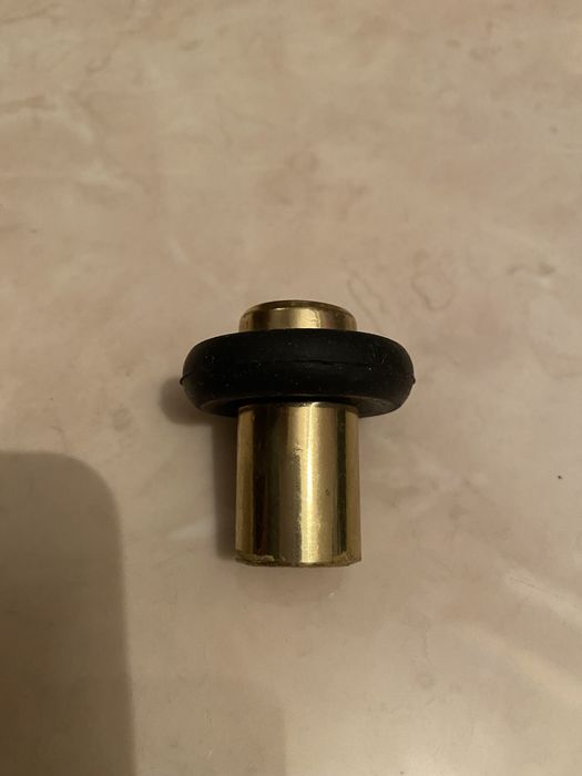 Стопор дверной напольный