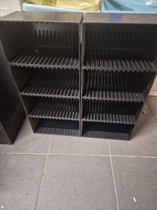 Półki na płyty CD