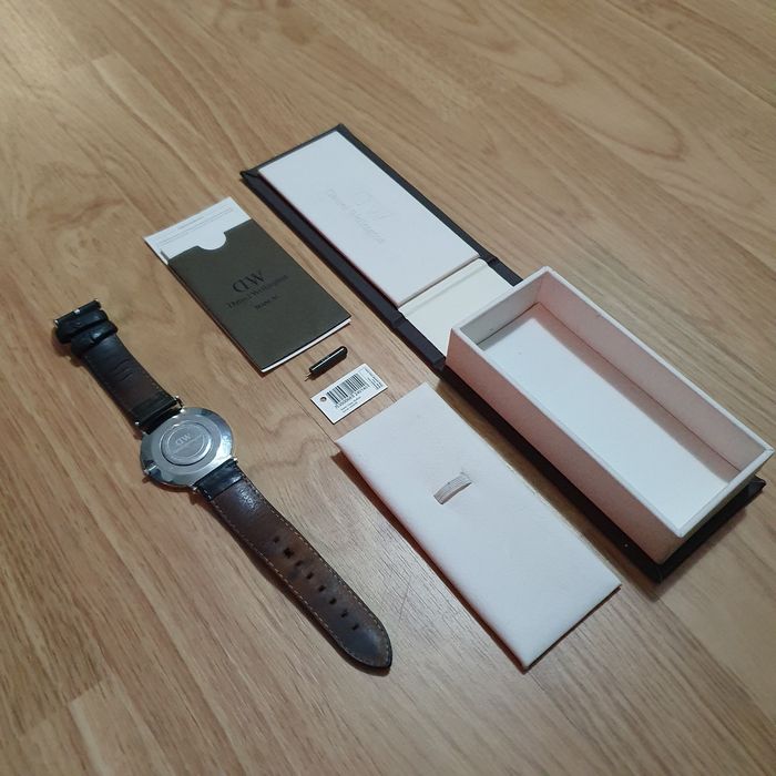 Relógio Daniel Wellington (Original) + OFERTA Pulseira