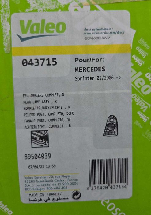 Farol traseiro esquerdo de uma Mercedes Sprinter 2006 a 2018