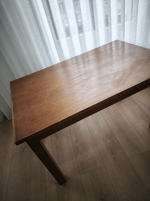 Conjunto Mesa Sala e 4 Cadeiras – Excelente Estado