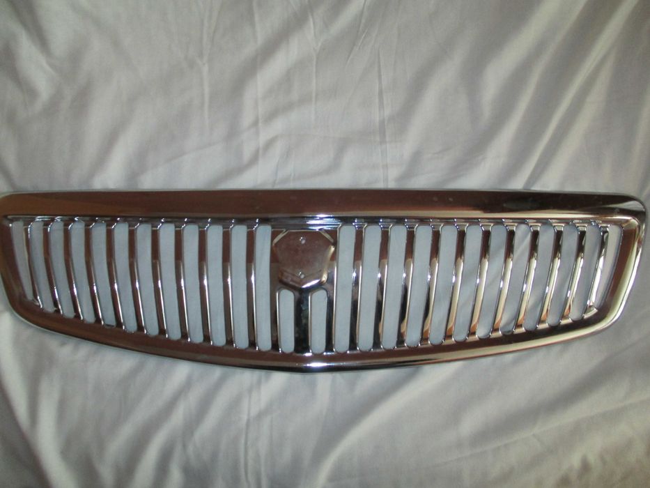 Продаю решётку радиатора Газель.