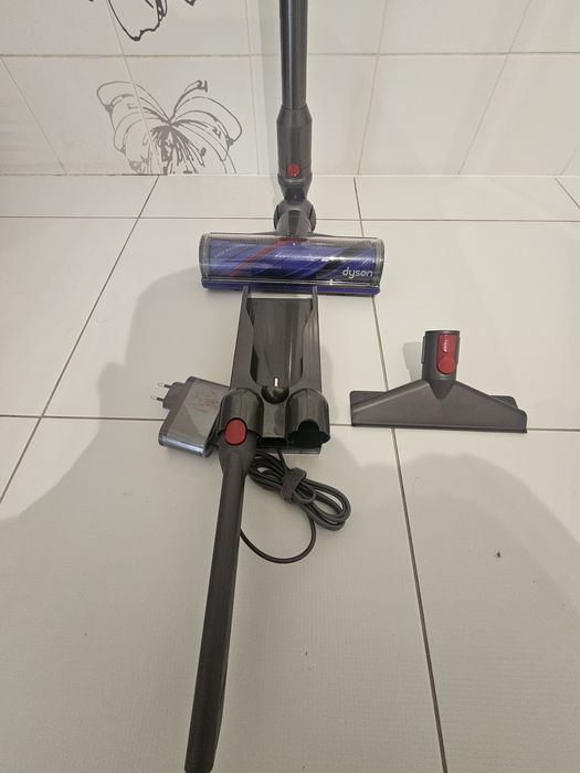 Pewny Oryginał Dyson V12 Detect jak nowy