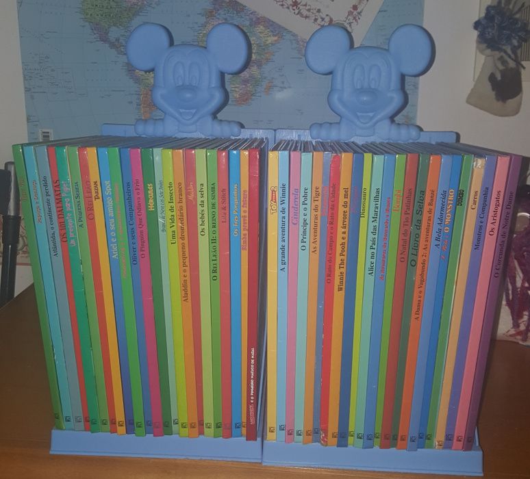 Livros Disney em estantes