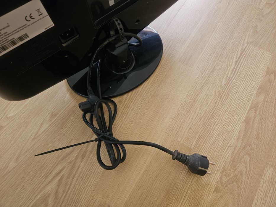 19" Samsung TV / Monitor64586197846530124