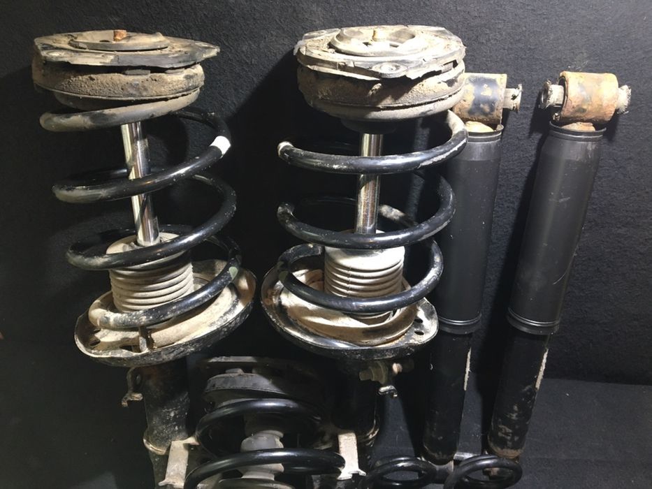 Renault scenic 3 megane 3 амортизатор багажника пружина відбійник