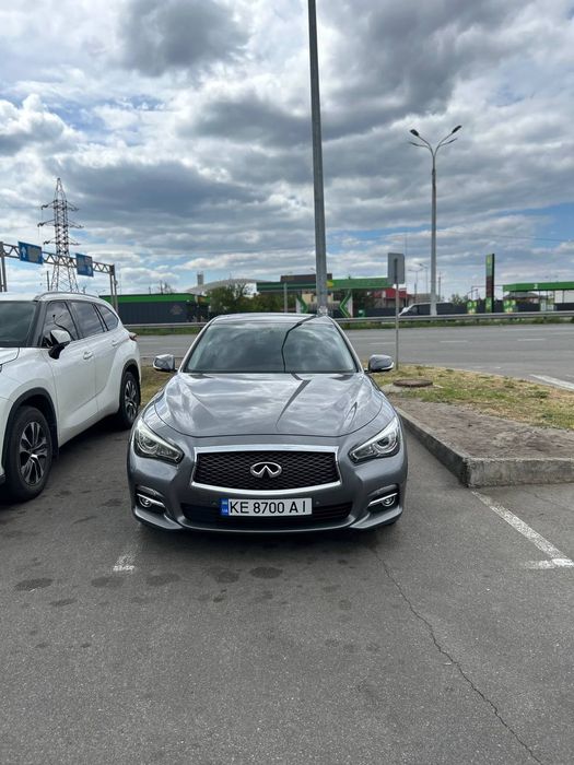 Продам инфинити Q50 2014г