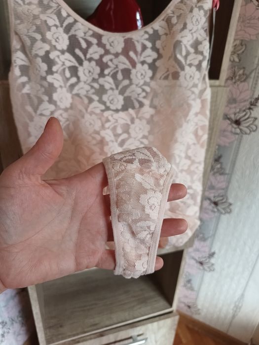 Body damskie modelujące koronka