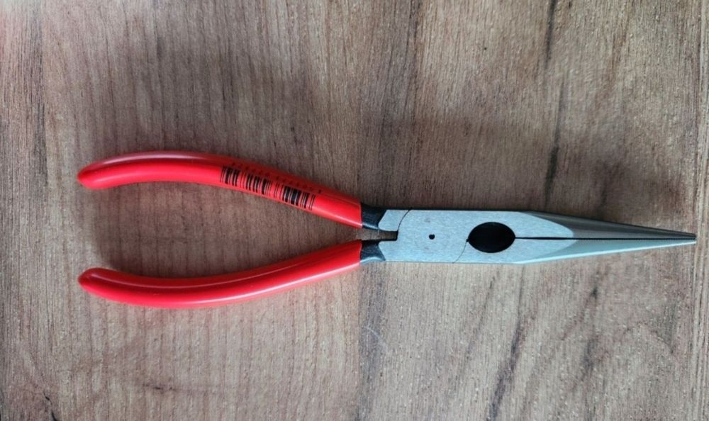 Szczypce Knipex pólokragle 200mm