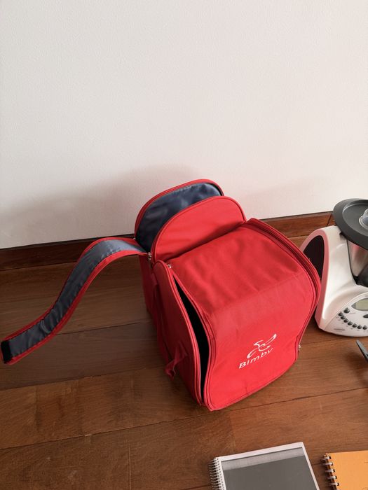 Comjunto de Bimby com garantia, saco, livros