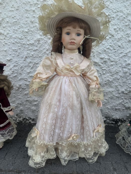 Bonecas porcelana