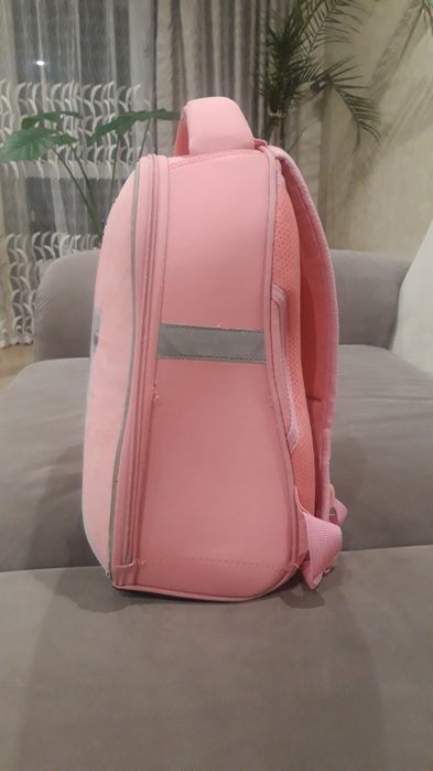 Продам Рюкзак для Дівчинки