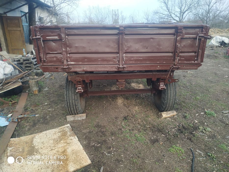 Прицеп тракторний 2птс4