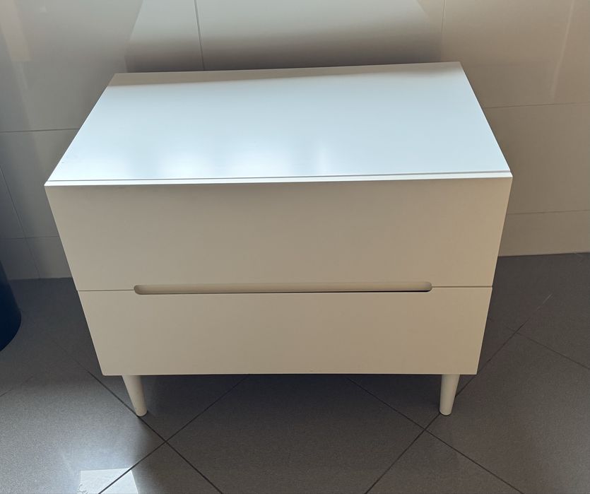 Cómoda branca com 2 gavetas, IKEA
