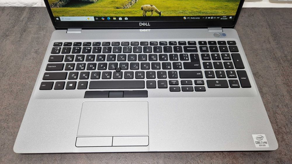 Ноутбук Dell Latitude 5510 /i7 1061U /12/256