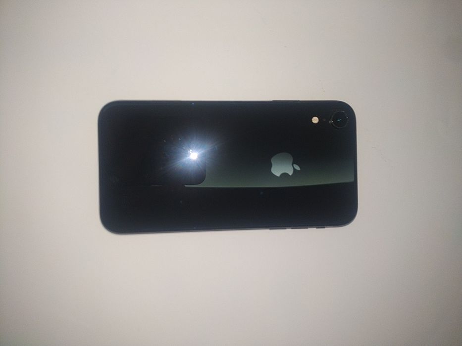 Продам Iphone Xr 64 gb