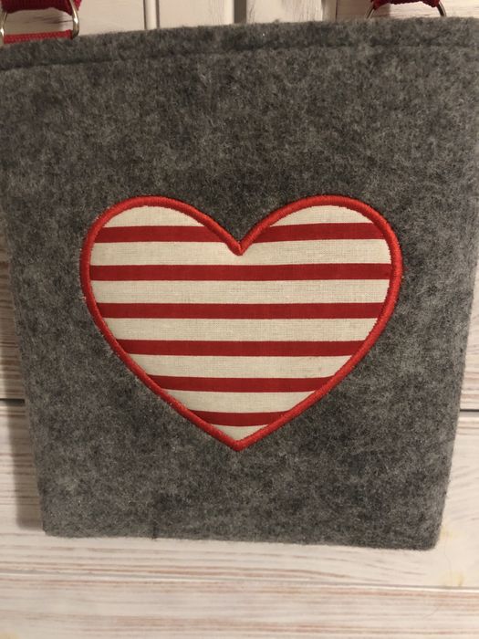 Torebka filc serce