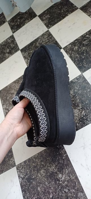 Продам уггі, розмір 40
