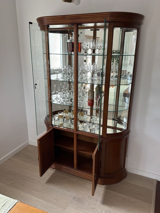 Cristaleira IMPECÁVEL