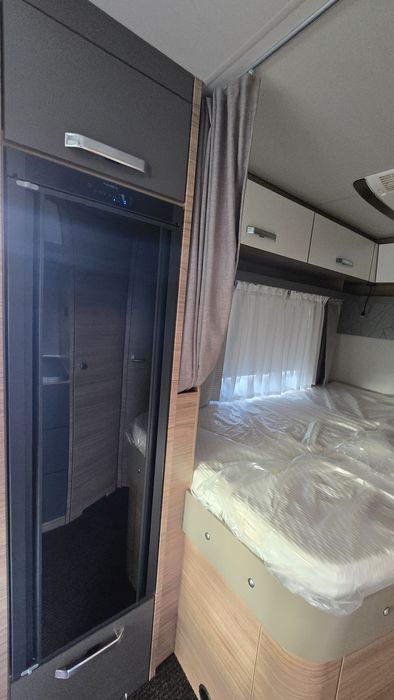 WEINSBERG Cara Suite 650MF будинок на колесах