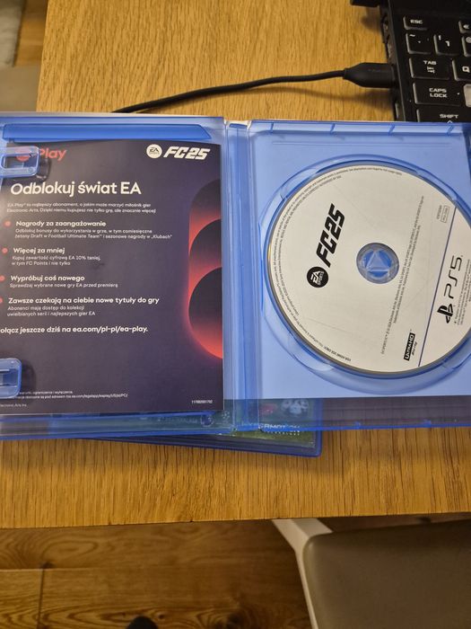 Sprzedam FIFA 25 na PS5  wysyłka