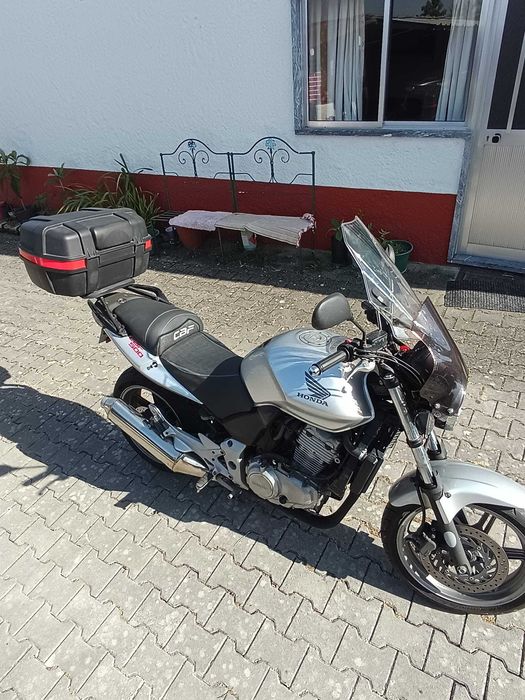 Honda CBF 500