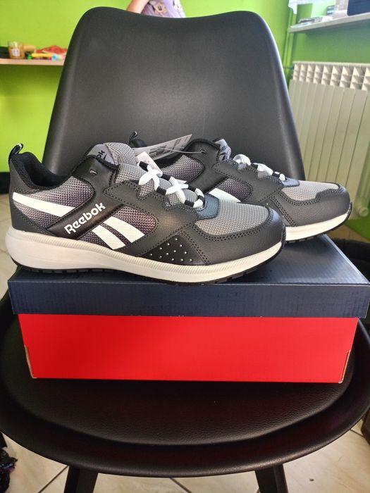 Nowe buty sportowe Reebok