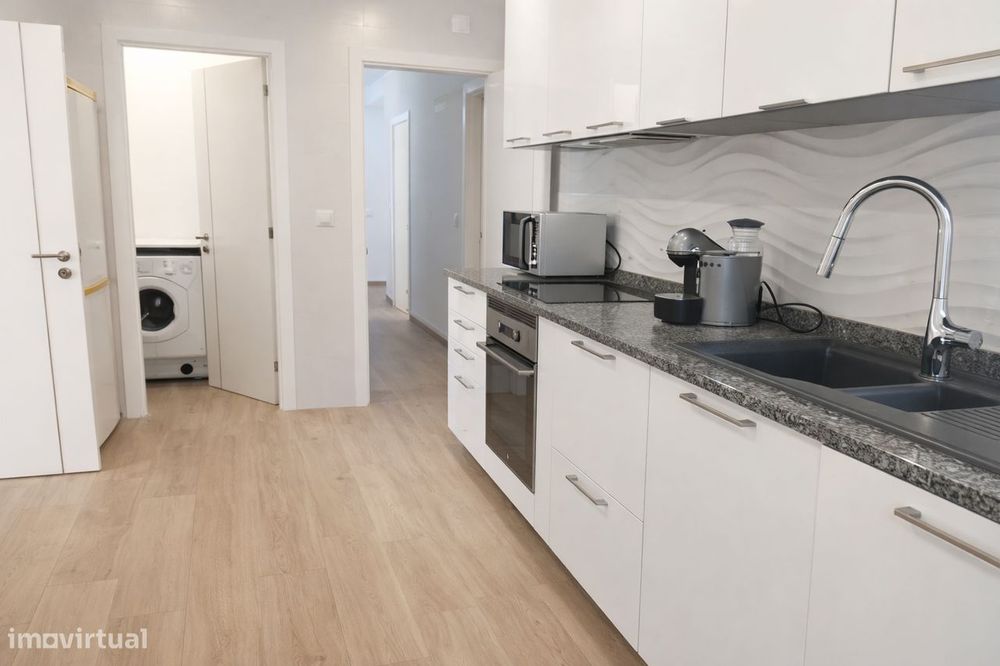 Moradia Independente T5 como NOVA em terreno de 850 m²