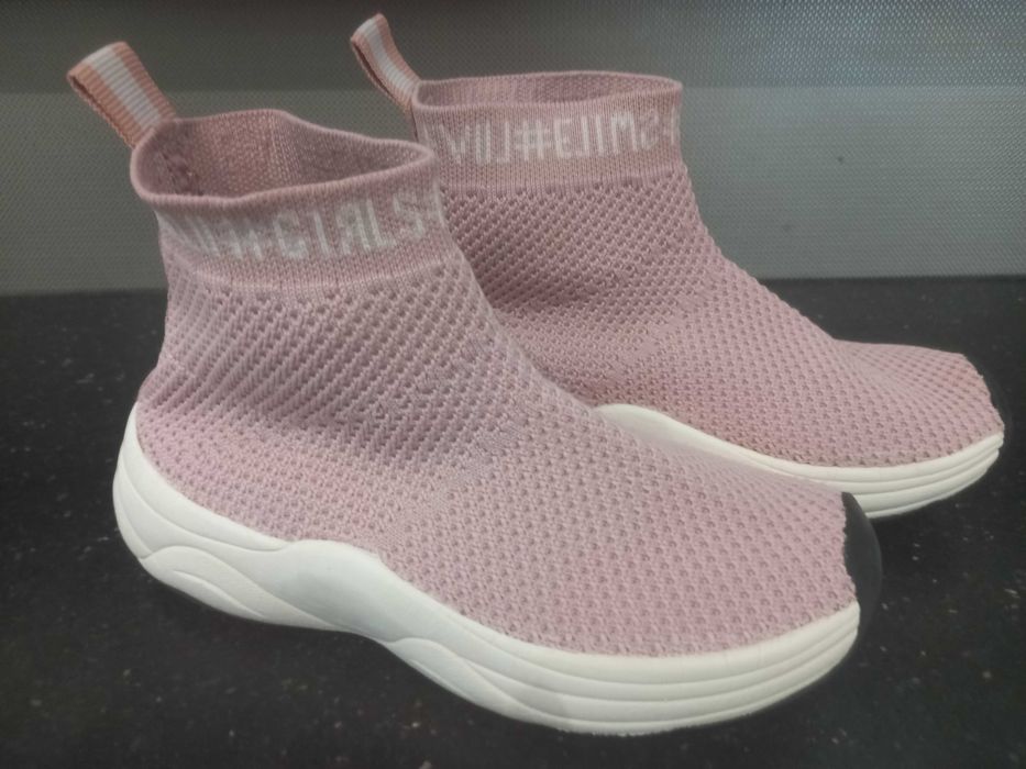 Sprzedam buty dla dziewczynki