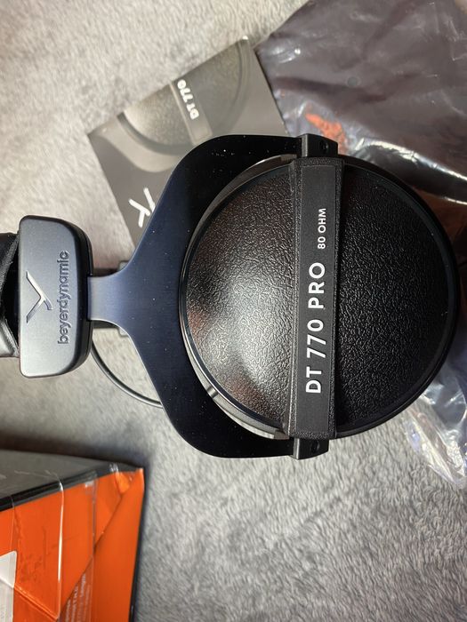 Наушники beyerdynamic dt 770 pro 80 ohm шкірян амбошури