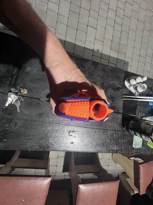 Іграшковий пістолет Nerf Elite Strongarm