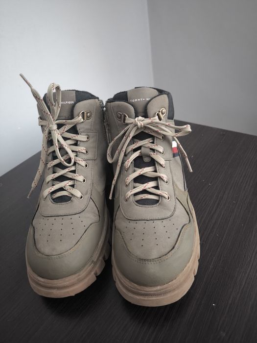 Buty Tommy Hilfiger trekkingowe damskie rozm 39