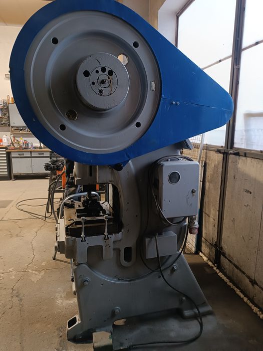 Prasa mimośrodowa 48 ton