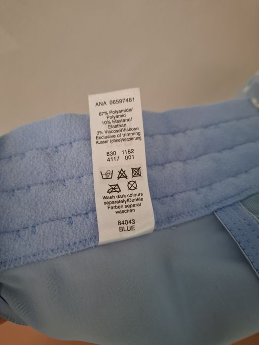 Gorset z biustonoszem koronkowym z haftem w kwiaty top