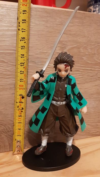 Figuras pvc demon slayer