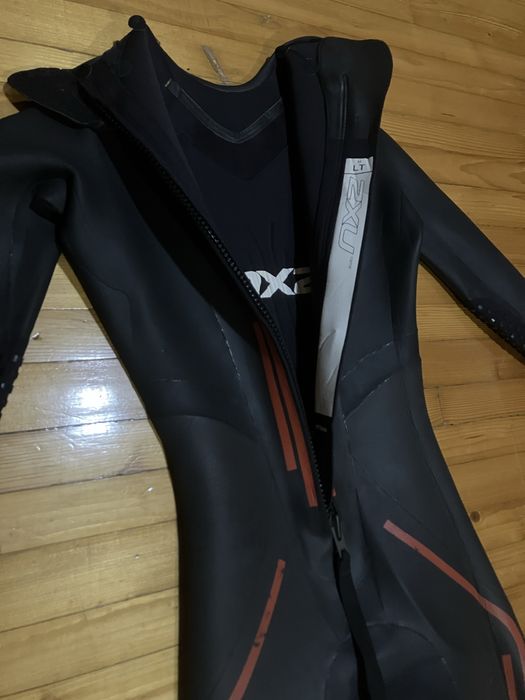 Гидрокостюм для плаванья на открытой воде