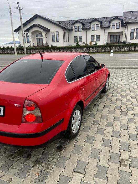 Пасат б5+ 2001 рік