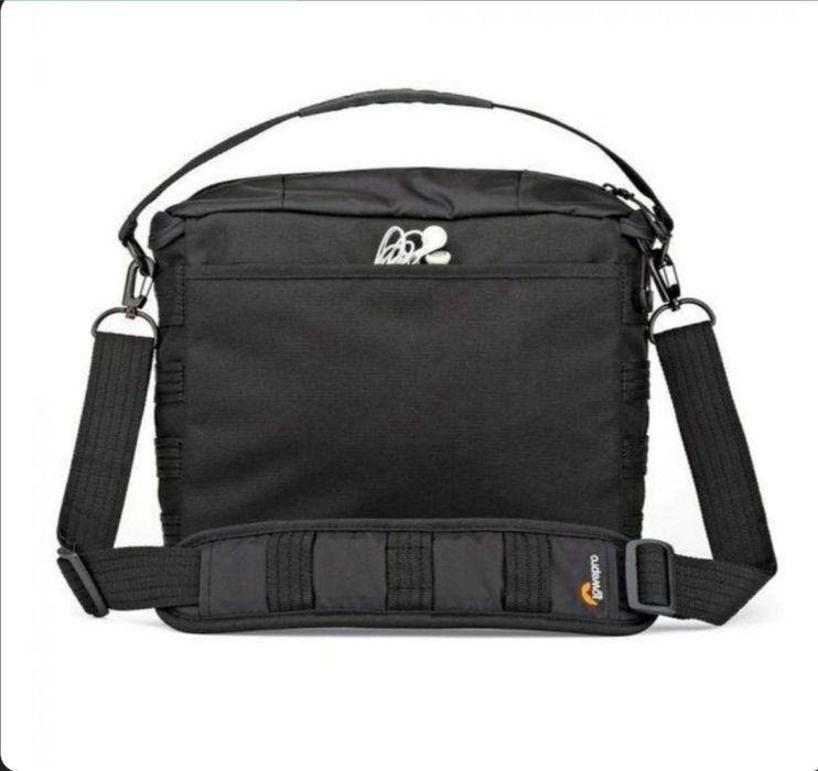 Сумка для фотоаппарата Lowepro ProTactic SH 180 AW .