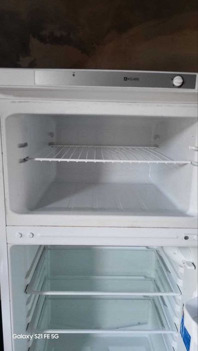 холодильник Indesit двохкамерний