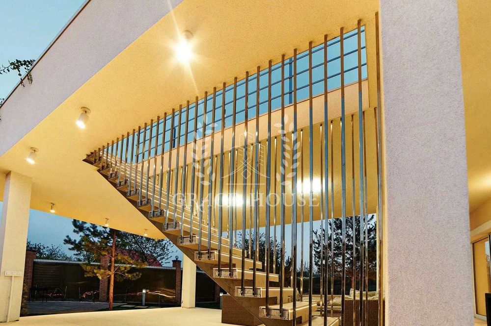 Продаж будинку 200м Конча-Заспа Віта-Литовська Чапаївка Коник Водників Острів Голосіївський район Київ 5 спалений будинок в закритому містечку
