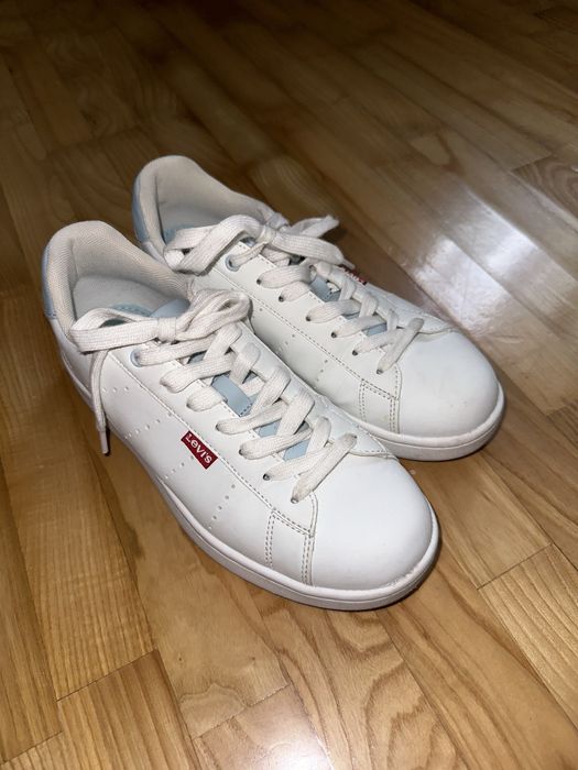 Кросвіки білі Levi’s