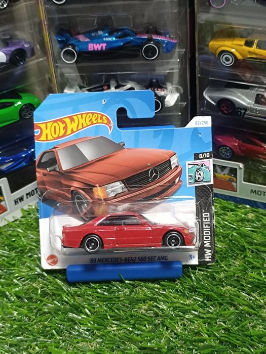 Hot Wheels 89 Mercedes-Benz 560 Sec AMG