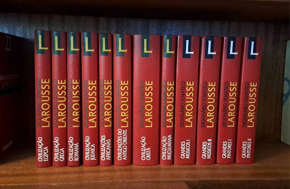 Nova Enciclopédia Larousse - 22 vol. + Dicionário Temático Larousse 12