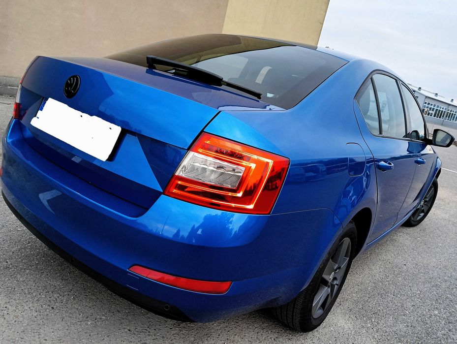 Piekna Niebieska/ Salon PL / Skoda Octavia/ 2015r. / na pasku 1.4 TSI 140KM EA211 / 6biegów / Klimatronik