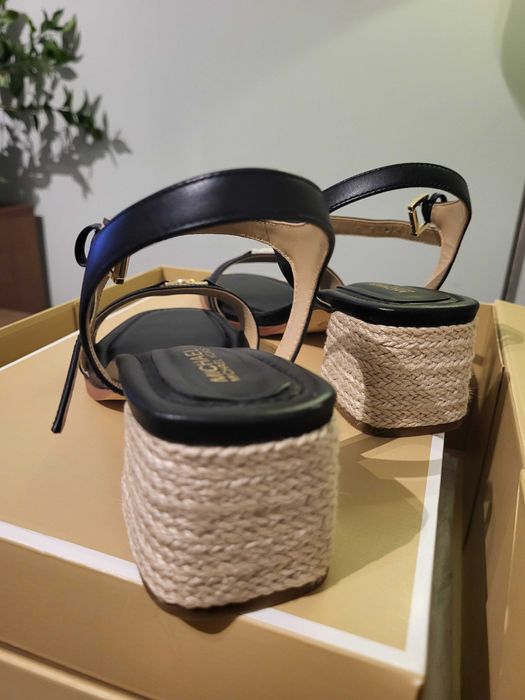 Sapatos Novos Mikel kors n38