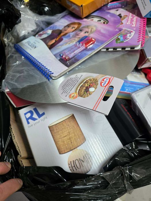 Palety ze zwrotami,  Bazar Mix 90% kategoria AB, Amazon MIX