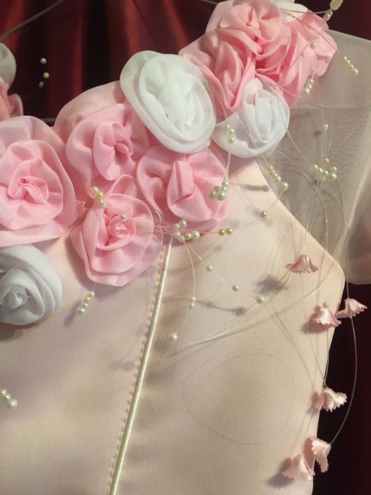 Продам шикарне дитяче плаття; 1800 грн