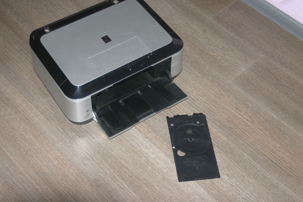 фотопринтер МФУ с печатью на дисках Canon Pixma MP630