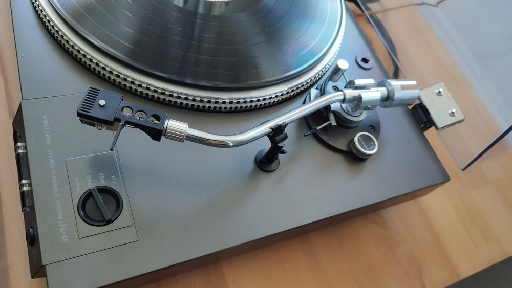 Gramofon Sony ps x 6