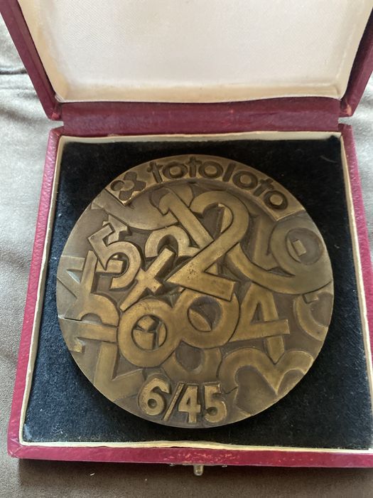 Medalha do Dia do lançamento